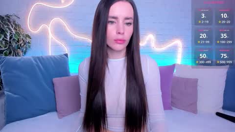 Snapshot of rossy_babe_ chatting on 10.16.25 Rossy online show from 10.16.25