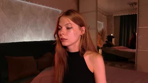 rosy_black_ online show from 07.04.26