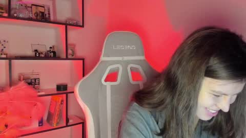 Snapshot of roter_rita chatting on 02.10.25 roter_rita online show from 02.10.25