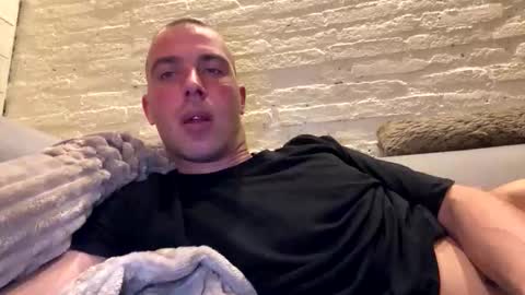 rotteei1 online show from 10.18.25