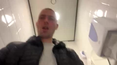 Snapshot of rotteei1 chatting on 02.03.26 rotteei1 online show from 02.03.26