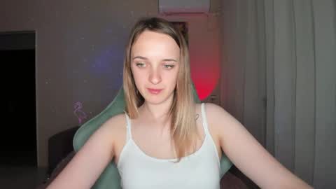 Snapshot of rousereed chatting on 04.18.26 Rouse online show from 04.18.26