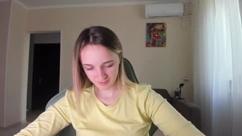 Snapshot of rousereed chatting on 04.28.26 Rouse online show from 04.28.26