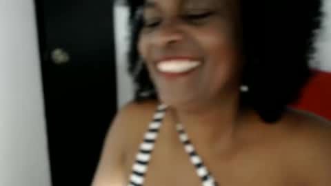 Snapshot of roushlove chatting on 05.20.26 luxa online show from 05.20.26