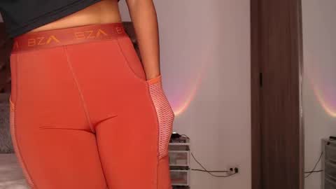 Rouss marie henao  online show from 04.16.26