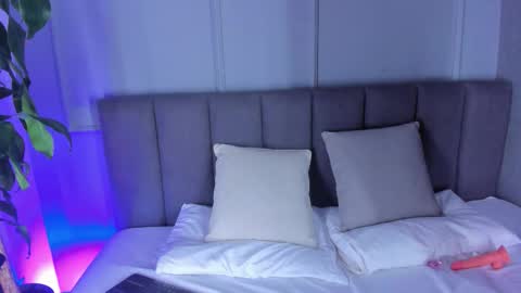 Rousse online show from 02.20.26