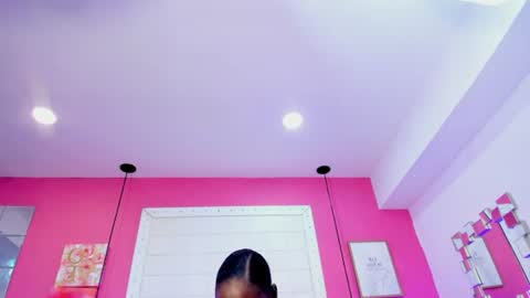 Snapshot of rousse_milu chatting on 07.22.26 delicious chocolate online show from 07.22.26