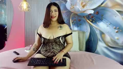 Snapshot of rouxinferno_cr chatting on 03.21.26 rouxinferno_cr online show from 03.21.26