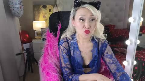 Roxalana online show from 04.13.26