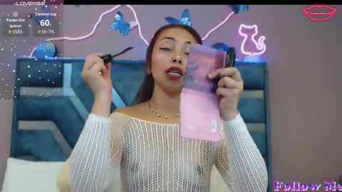 Snapshot of roxan_fox_ chatting on 02.27.26 Roxane online show from 02.27.26