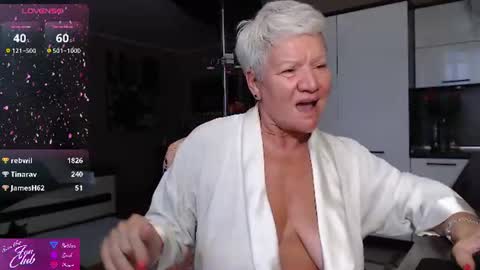 Snapshot of roxana_brooks chatting on 07.30.26 Roxana online show from 07.30.26