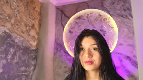 Snapshot of roxanaborns chatting on 10.09.25 roxanaborns online show from 10.09.25