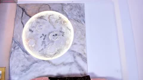 roxanaborns online show from 11.26.25