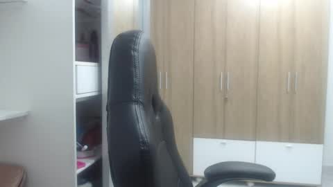 Roxana online show from 02.20.25