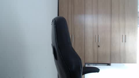 Roxana online show from 12.15.25