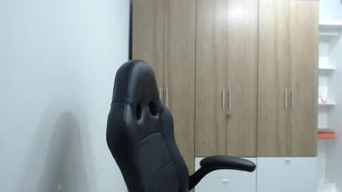 Roxana online show from 05.15.26