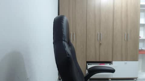 Roxana online show from 05.21.26
