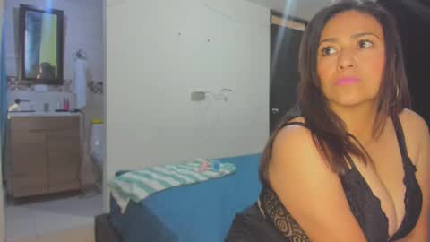 Snapshot of roxanasexy2025 chatting on 03.10.25 roxanasexy2025 online show from 03.10.25