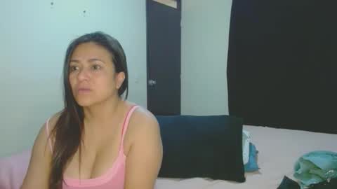 Snapshot of roxanasexy2025 chatting on 09.14.25 roxanasexy2025 online show from 09.14.25