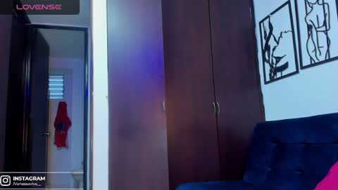 Snapshot of roxanasmiith chatting on 01.24.25 Roxxx Thee Stallion online show from 01.24.25