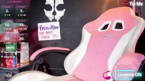 Roxane  online show from 03.10.25