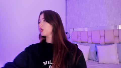 Roxie  online show from 02.14.25