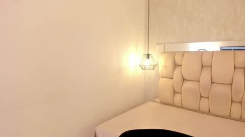 Roxie  online show from 02.12.26