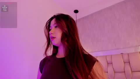 Snapshot of roxie_summers chatting on 05.23.26 Roxie online show from 05.23.26