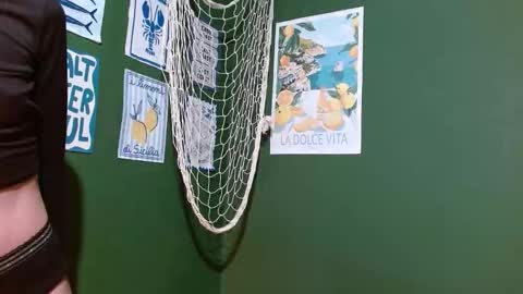 Roxie online show from 10.05.25