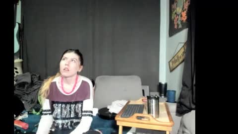 roxihazeleyes online show from 03.04.26