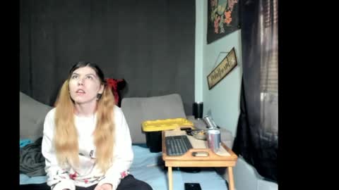 roxihazeleyes online show from 04.07.26