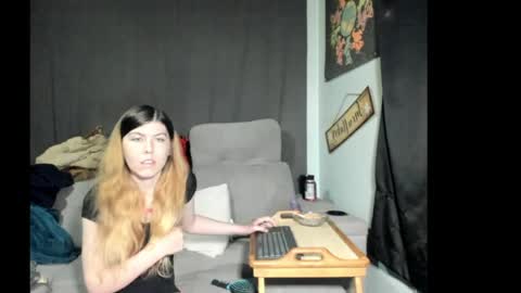 roxihazeleyes online show from 05.26.26