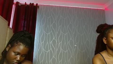 Roxy online show from 11.14.25