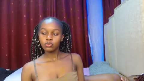 Roxy online show from 03.04.26