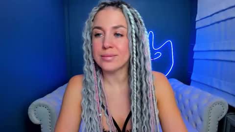 Roxy online show from 12.17.25