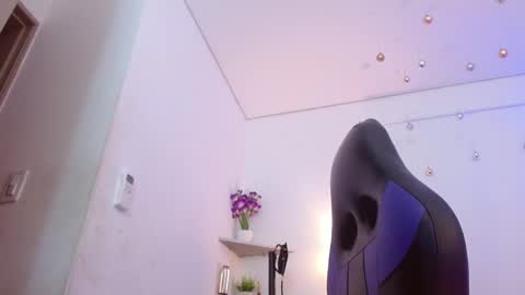 roxy_stone1 online show from 03.07.25