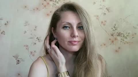 roxyfox18x01 online show from 03.22.26