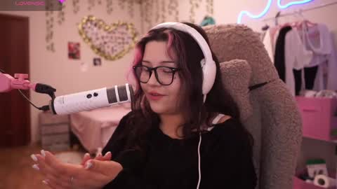 roxysuh online show from 04.11.26