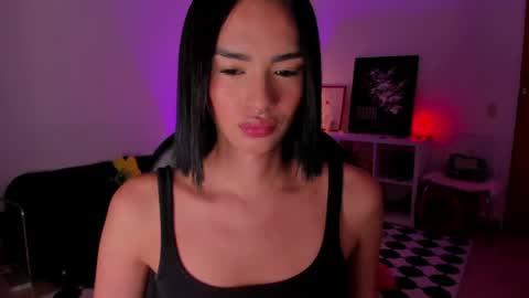 Snapshot of roxyy_x chatting on 04.05.26 val online show from 04.05.26