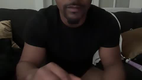 Snapshot of royal_sf chatting on 02.11.25 Royal SF online show from 02.11.25