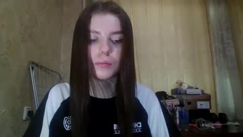 royalvelour online show from 05.31.26