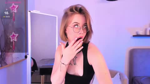 Snapshot of royce_ghost chatting on 02.10.25 AnikaIm so hot that Ive already burned myself do you want me to set you on fire too online show from 02.10.25