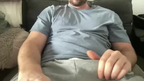 roythegil online show from 11.28.25