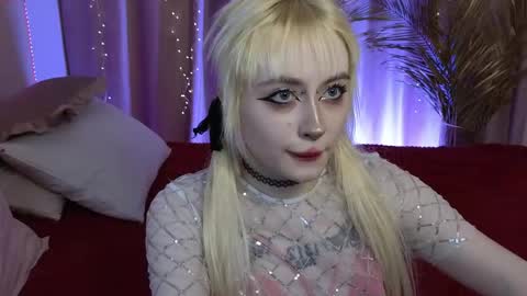 Rraffaellka online show from 05.16.26