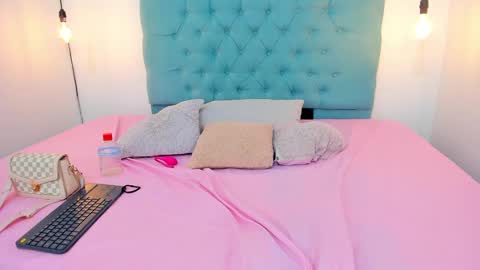 Rubii online show from 12.18.24