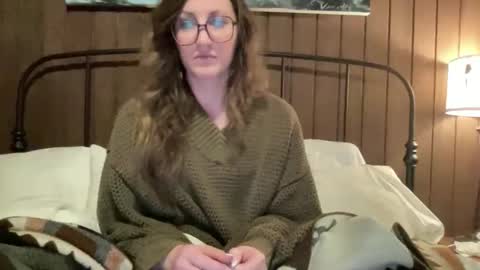 Snapshot of rubywavesback chatting on 02.25.26 rubywavesback online show from 02.25.26