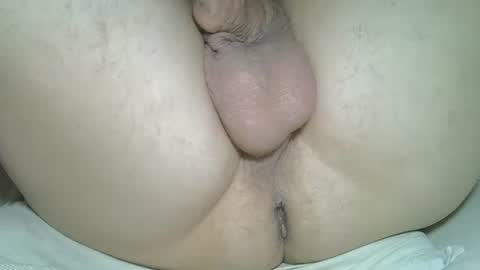 Snapshot of rudisuzzy chatting on 02.04.25 rudisuzzy 1 online show from 02.04.25