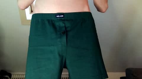 Snapshot of ruffy1992 chatting on 12.25.24 Luffy online show from 12.25.24