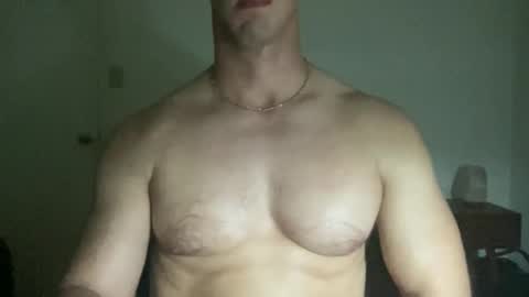 Snapshot of runfasterxo chatting on 12.28.24 runfasterxo online show from 12.28.24