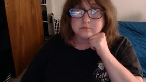 Snapshot of runny_eggs chatting on 05.21.26 runny_eggs online show from 05.21.26